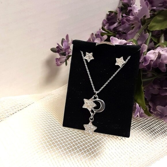 Avon Necklace & Earrings Silver Tone Crescent Moon Rhinestone Stars Adjustable - Picture 1 of 8